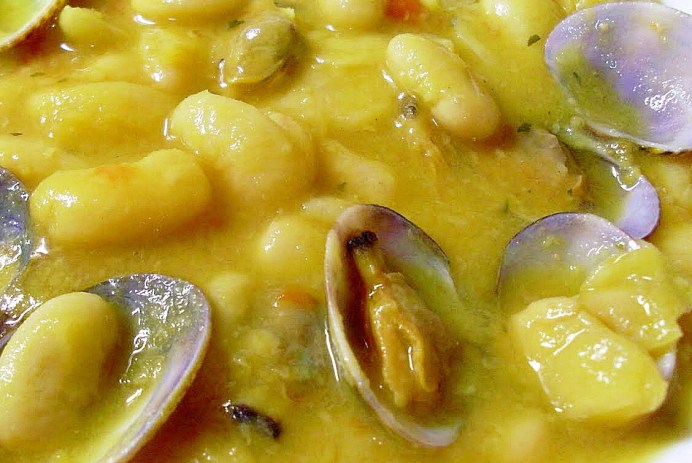 alubias con almejas1