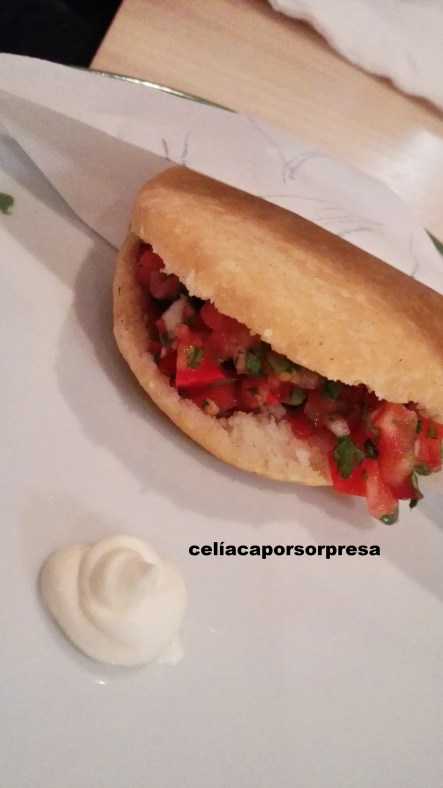 arepa-pico-de-gallo-sin-gluten-mauz
