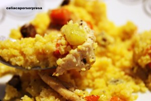 cous-cous-de-pollo-con-verduras-de-cerca-sin-gluten