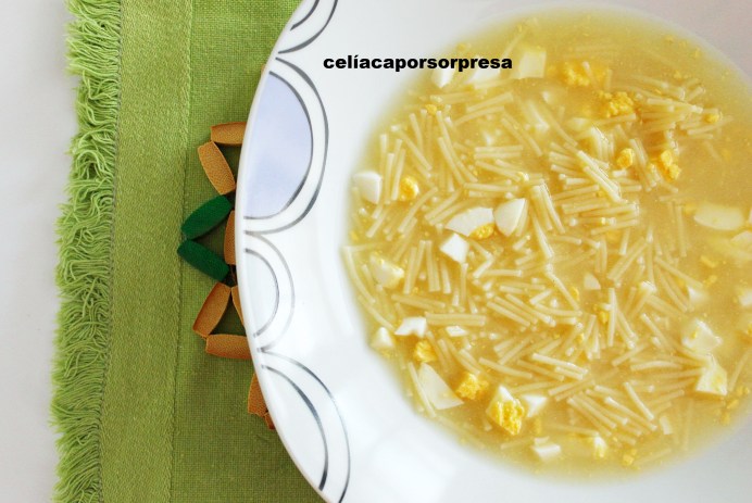 sopa-con-caldo-de-judias-verdes