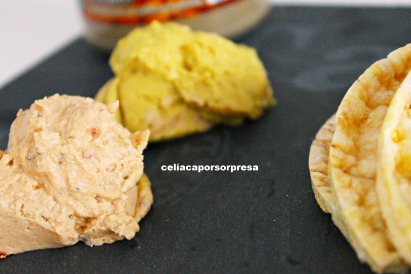 tortitas-con-salsas-de-cerca