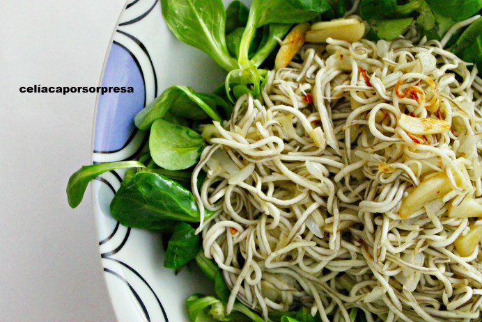 canónigos-con-gulas-cerca