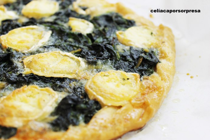 hojaldre-de-espinacas-y-rulo-de-cabra